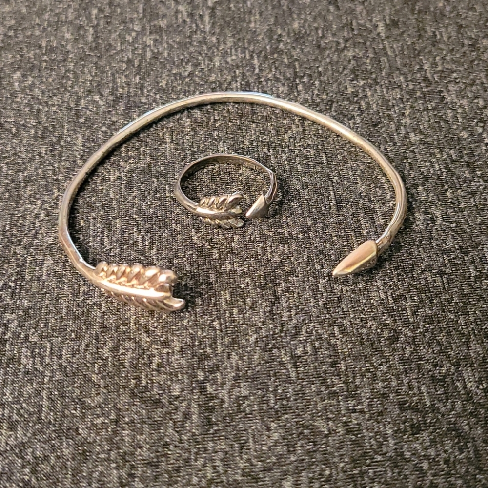 Stella & Dot gilded arrow bracelet and ring